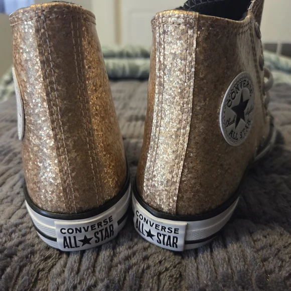 Converse Kids Sneakers in Gold and White - Picture 8 of 14